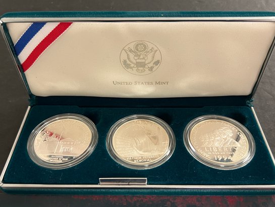 1994 US Veterans Commemorative Silver Dollars Coin Complete Set
