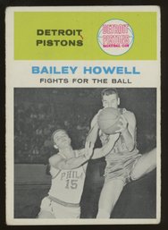 1961 FLEER BASKETBALL BAILEY HOWELL IN ACTION