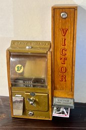 Rare Vintage 1950s Baby Grand Gum Ball Machine Baseball Card Dispenser W Keys