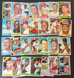 1966 Topps Baseball Card Lot