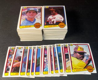 1983 Donruss Baseball LOT OF 200
