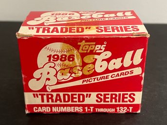 1986 TOPPS TRADED BASEBALL CARD BOX