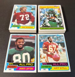 1981 TOPPS FOOTBALL LOT OF 50 STARS HOF