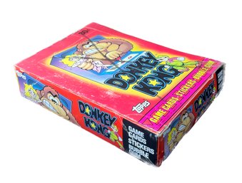 1982 TOPPS NINTENDO DONKEY KONG TRADING CARD BOX 36 PACKS FACTORY SEALED