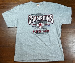 BOSTON RED SOX 2004 WORLD CHAMPIONSHIP ~ BREAK OF THE CURSE! XL