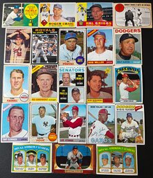 Baseball Lot Of 22 ~ 1950's - 1970's