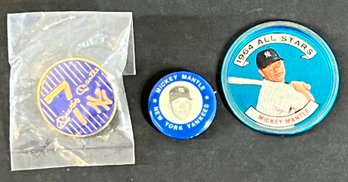 VINTAGE MICKEY MANTLE PIN LOT