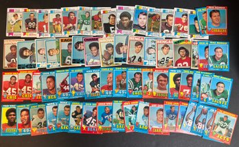 VINTAGE NFL FOOTBALL CARD LOT