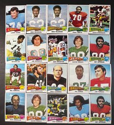 1975 TOPPS FOOTBALL LOT