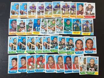 1968 TOPPS FOOTBALLCARD LOT