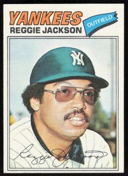 1977 TOPPS #10 REGGIE JACKSON BASEBALL CARD