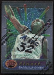 1994 TOPPS FINEST #32 SHAQUILLE ONEAL W/ FILM BACKETBALL CARD