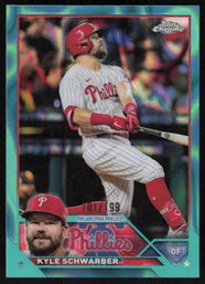 2023 TOPPS CHROME #88 /199 PRIZM REFRACTOR KYLE SCHWARBER