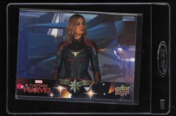 2020 UD CAPTIAN MARVEL COMIC MOVIE CARD