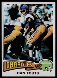 1975 TOPPS DAN FOUTS ROOKIE FOOTBALL CARD
