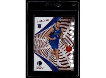 2018 REVOLUTION LUKA DONCIC ROOKIE BASKETBALL CARD