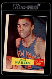 1957 TOPPS WILLIE NAULLS ROOKIE BASKETBALL CARD