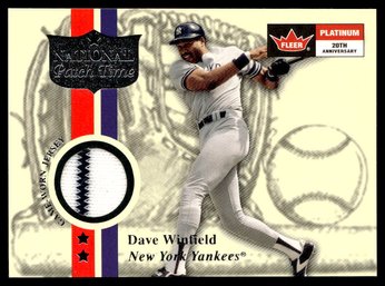 2001 FLEER PATCH DAVE WINFIELD BASEBALL CARD