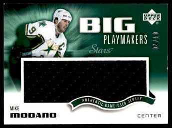 2004 UD #D' /50 PATCH MIKE MODANO HOCKEY CARD