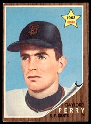 1962 TOPPS GAYLORD PERRY ROOKIE BASEBALL CARD