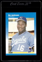 BO JACKSON ROOKIE BASEBALL CARD