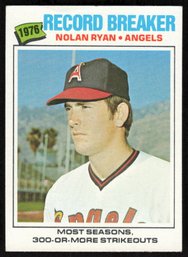 1977 Topps Baseball NOLAN RYAN Baseball Card