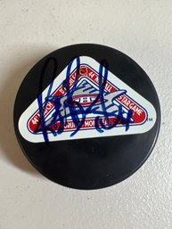 RAY BOURQUE AUTOGRAPHED SIGNED NHL HOCKEY PUCK