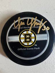 TIM THOMAS AUTOGRAPHED SIGNED NHL HOCKEY PUCK