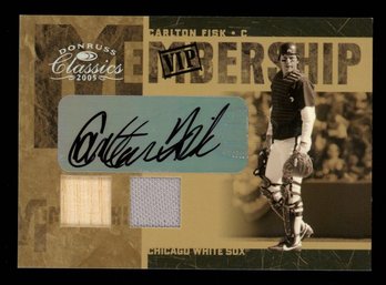 2005 DONRUSS CLASSICS MEMBERSHIP CARLTON FISK AUTO / GAME WORK RELIC #D 5/5