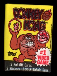 1982 Topps Donkey Kong Trading Card Pack FACTORY SEALED