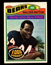 1977 Topps Football Walter Payton 2nd Year Football Card