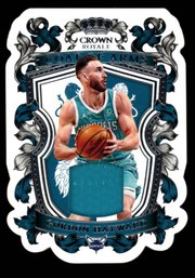 Gordon Hayward Game Worn/Used Jersey Materials 2021-22 Crown Royale Coat Of Arms #CT-GHW