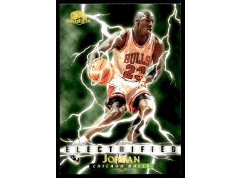 1996 FLEER ELECTRIFIED  MICHAEL JORDAN BASKETBALL CARD