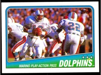 1988 Topps Football Dan Marino Play Action Pass #189 Miami Dolphins Vintage HOF