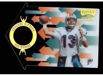 1998 PLAYOFF SSD MOMENTUM DAN MARINO DIE CUT INSERT ENDZONE X-PRESS