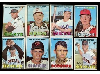 Lot Of 8 ~ 1967 Topps Baseball