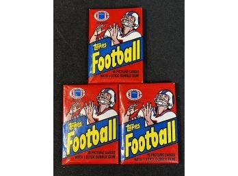 LOT OF 3 ~ 1982 TOPPS FOOTBALL WAX PACKS ~ LAWRENCE TAYLOR ROOKIE YEAR