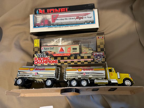 Toy Citco Racing Collector Truck Shell Tanker Trucks
