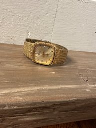 Watch Gruen Precision Quartz Gold Tone