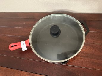 Cast Iron Cuisinel Round Pan With Lid