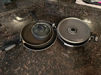 Pots And Pans Lot Of Four