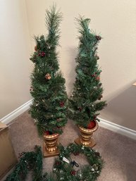 Christmas Pre Lit Trees In Decorative Pot Wreath And Garland