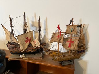 Wooden Ship Lot Of Two Ships Santa Maria