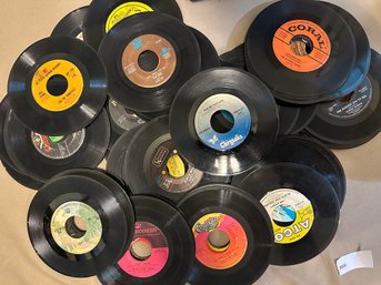 Record Lot 45's Doris Day And More!
