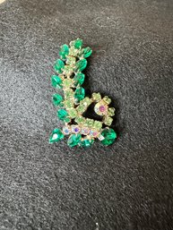 Brooch Green Rhinestone Pin