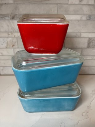Vintage Pyrex Refrigerator Dishes, Primary Blue # 502 W/ Lids X 2, 501 With Lid Primary Red