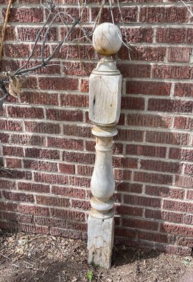 Lovely Vintage Stair Post.  Solid Weathered Wood, Great For Garden Or Porch