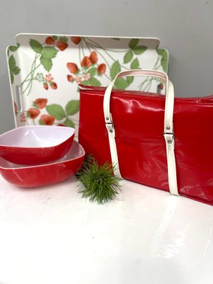 Picnic Prime!Strawberry Serving Tray, Insulated Red Cooler Tote & 2 PYREX SQ Bowls