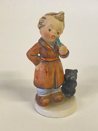 Vintage Hummel - Bedtime- S901 From Napco Ceramics Japan