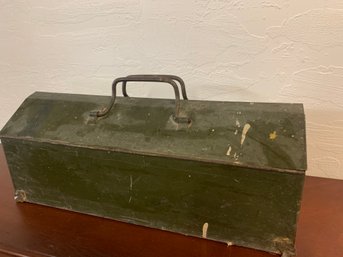 Vintage Green Metal Tool Box 21 X 9 Inches